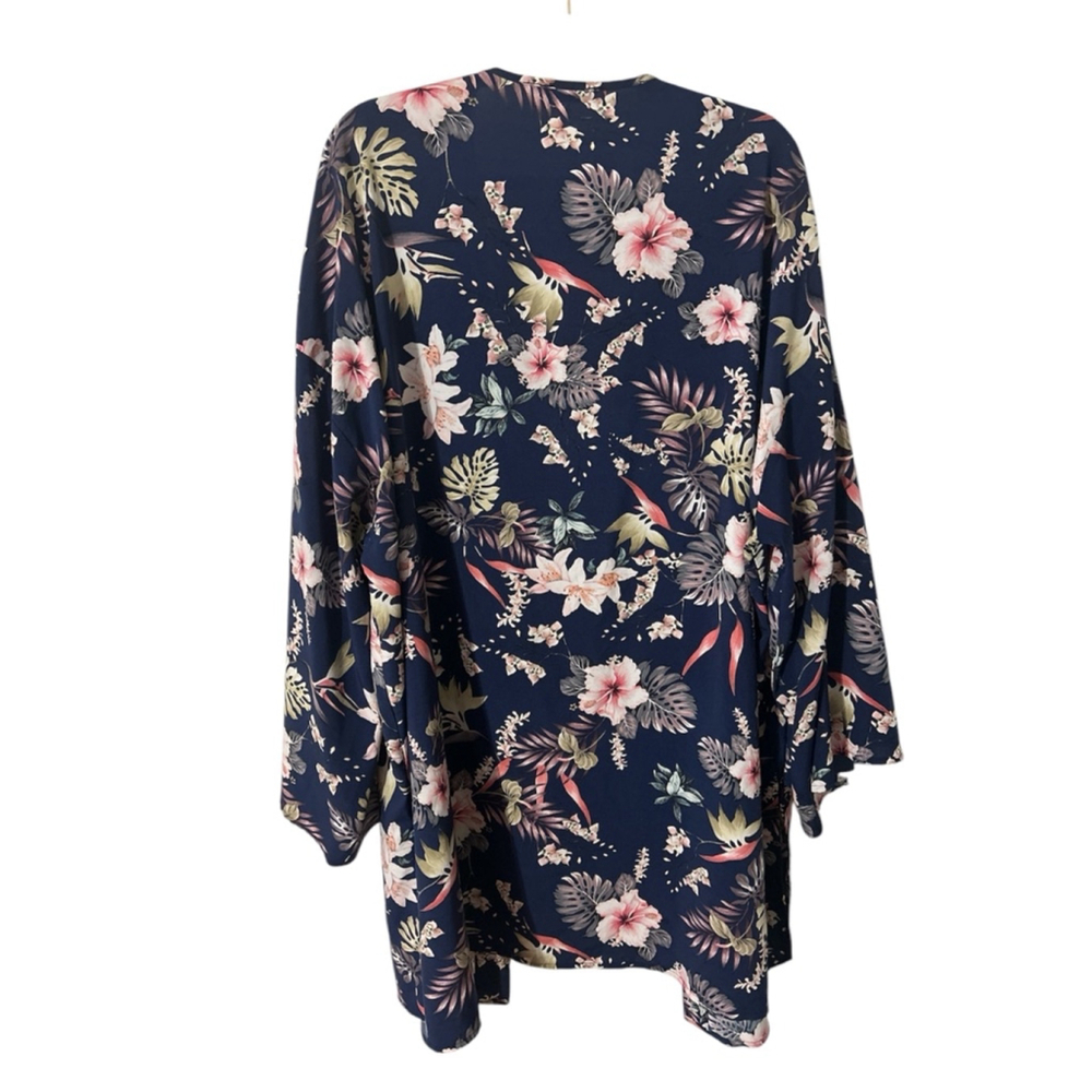 SHEIN Tropical Plant Printed Kimono - Picture 5 of 6